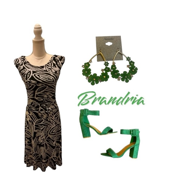 Intermission Dress - Picture 6 of 6